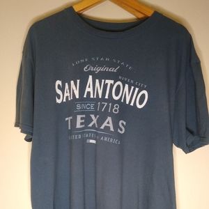 Graphic T-shirt San Antonio Texas XL blue **FREE SHIPPING WITH $36.00 ORDERS**